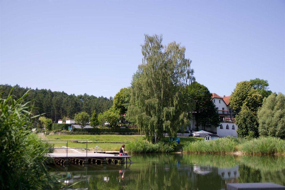 Altes Kurhaus Landhotel Trabelsdorf Exterior photo